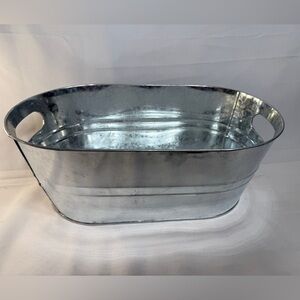 Large Galvanized Oval Metal Tubs – Farmhouse Decor